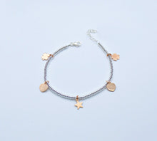 Carica l&#39;immagine nel visualizzatore di Gallery, Bracciale Ciambelline con ciondoli misti         Ref. B 4359/CD
