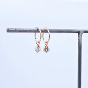 Orecchini a baionetta sdoppiati con ciondoli cuore smalto e chiave lucchetto in argento  Ref. O 453