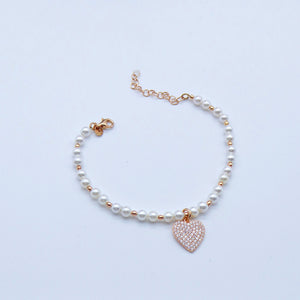 Bracciale perle e palline con ciondoli a pavè di zirconi   Ref. B 435