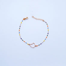 Carica l&#39;immagine nel visualizzatore di Gallery, Bracciale palline smaltate con intermezzo cuore mini   Ref. B 877/mini
