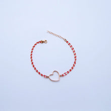 Carica l&#39;immagine nel visualizzatore di Gallery, Bracciale palline smaltate con intermezzo cuore grande a filo   Ref. B 877
