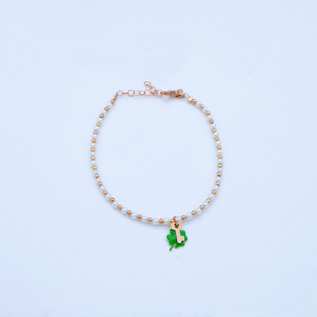 Bracciale perline e palline rosa con ciondoli smalto e chiave/lucchetto  Ref. B 298