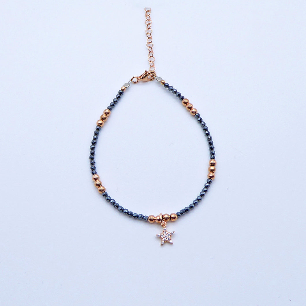 Bracciale Ematite colorata con palline argento e ciondoli misti zirconi   Ref. B 333