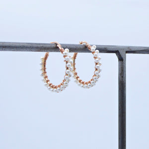 Orecchini cerchio con perline annodate  Ref. O 243/DUO