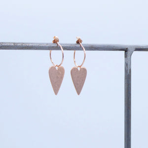 Orecchini mezzo cerchio con Cuore allungato  Ref. O 139/1-HB