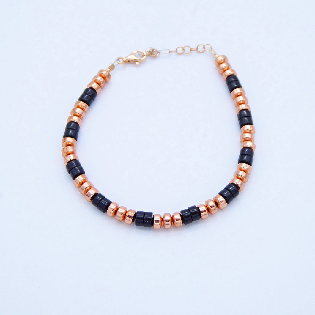 Bracciale pietre dure intermezzi tondini ematite    B 183